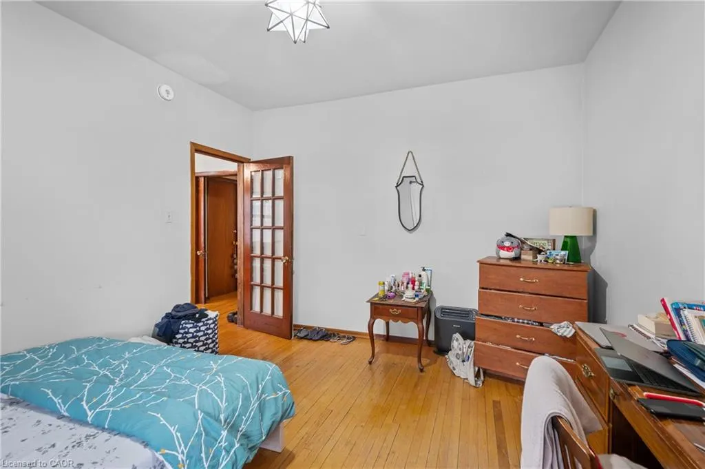 49 Proctor Boulevard