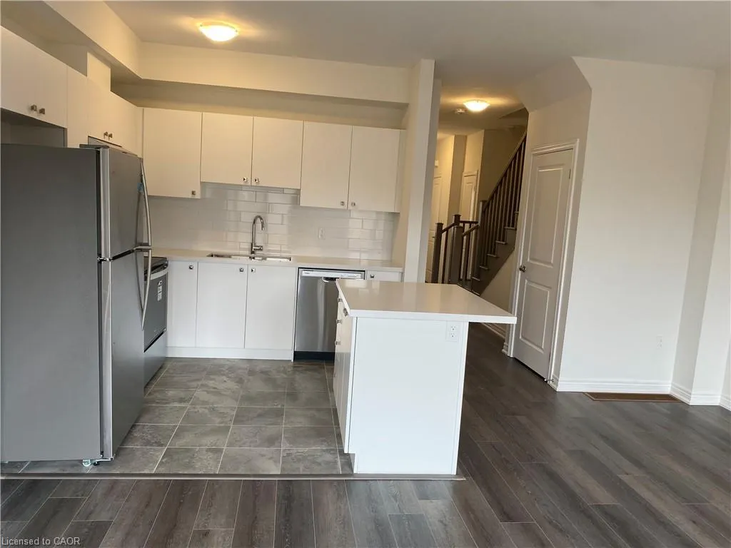 143 Aquasanta Crescent