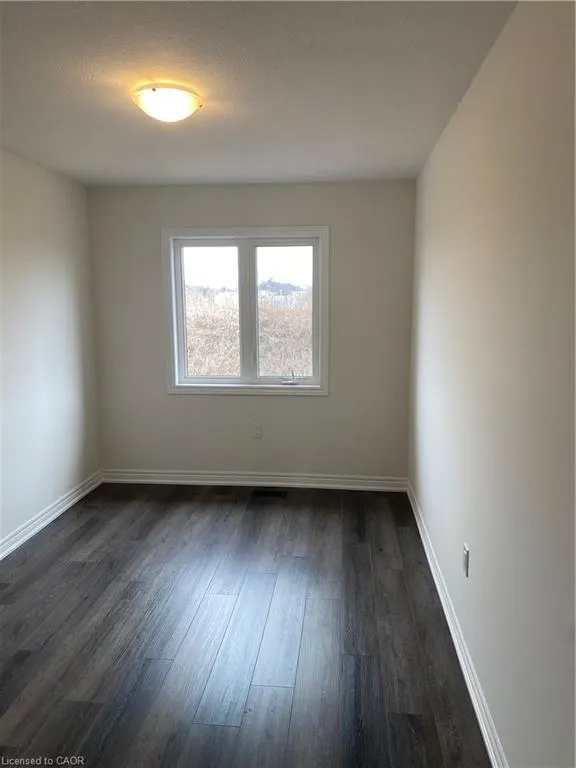 143 Aquasanta Crescent