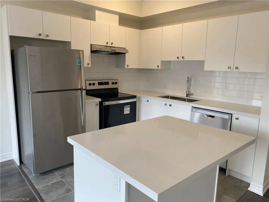 143 Aquasanta Crescent