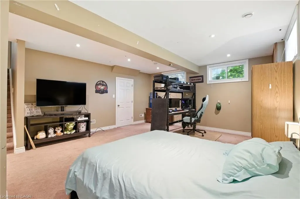 7022 York Drive