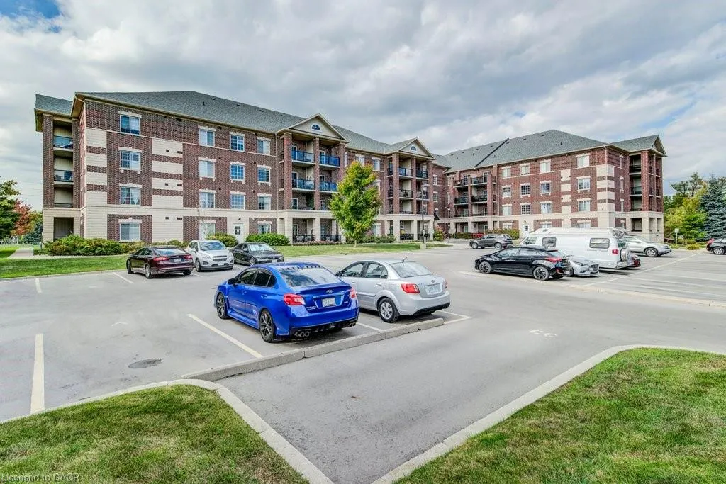 308 Watson Parkway N, #118
