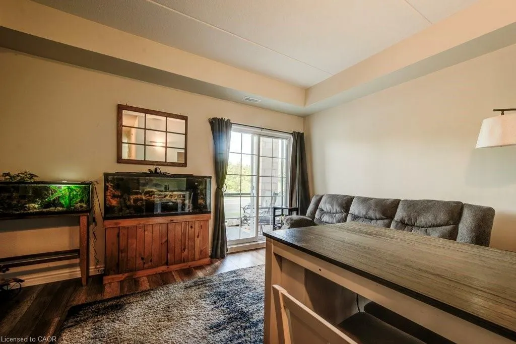 308 Watson Parkway N, #118
