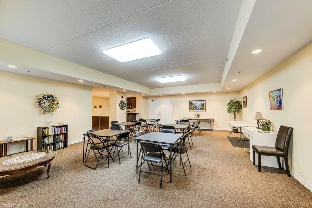 308 Watson Parkway N, #118