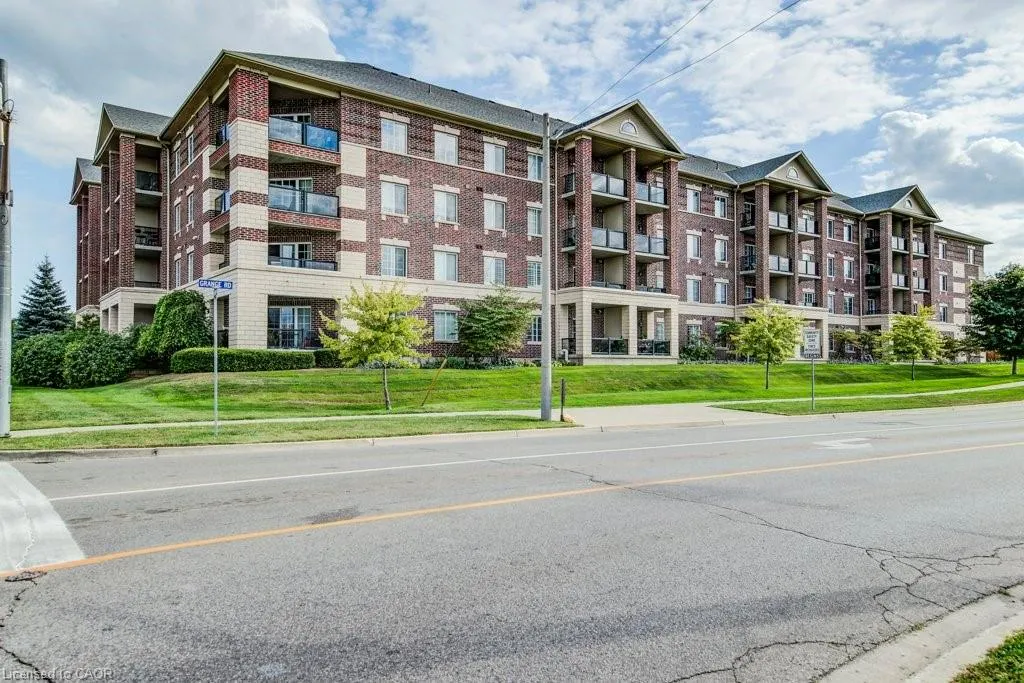308 Watson Parkway N, #118