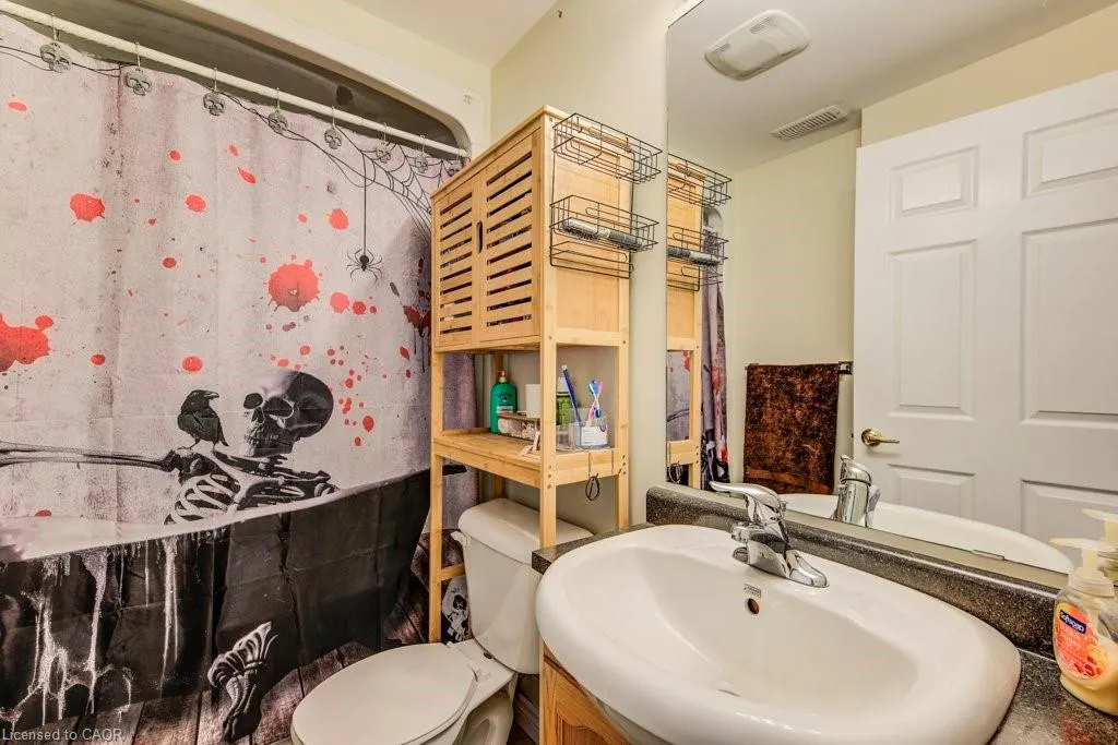 308 Watson Parkway N, #118