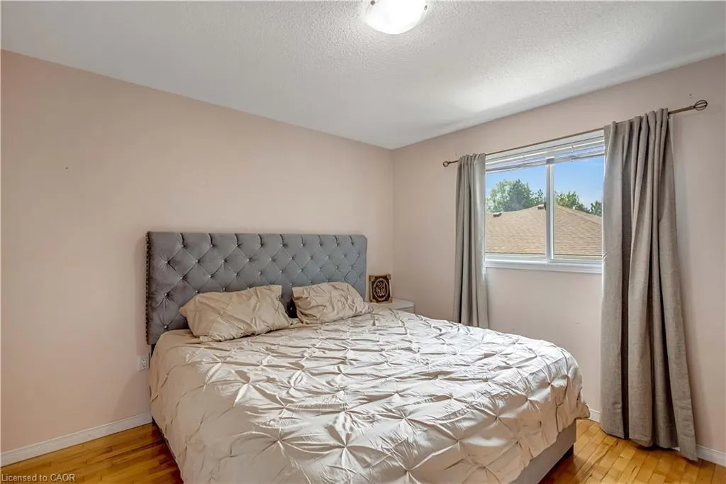 2 Robespierre Court