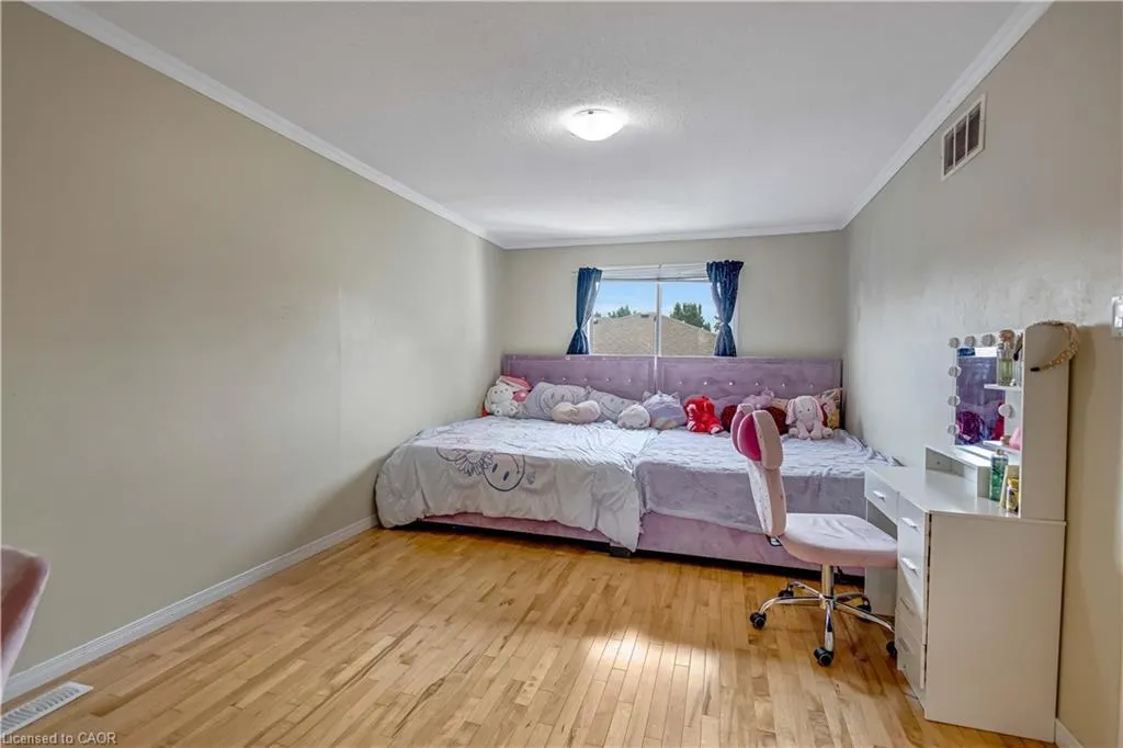 2 Robespierre Court