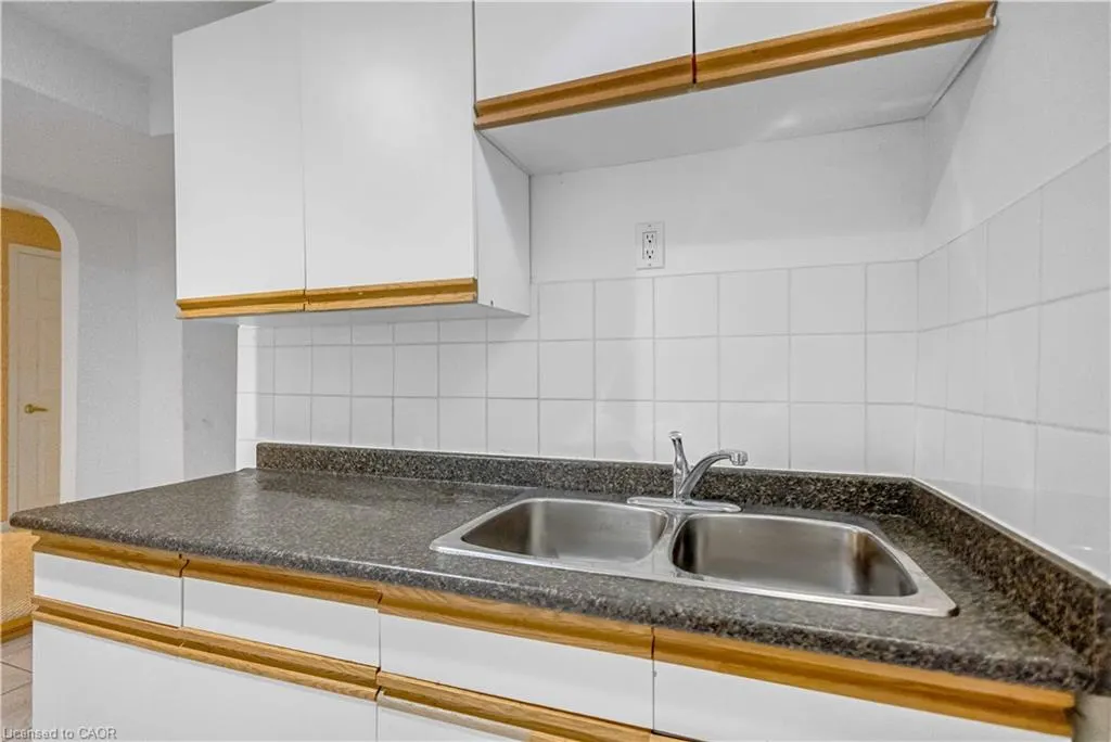 2 Robespierre Court
