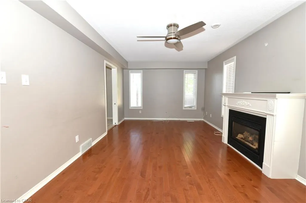 6 Shadyridge Place