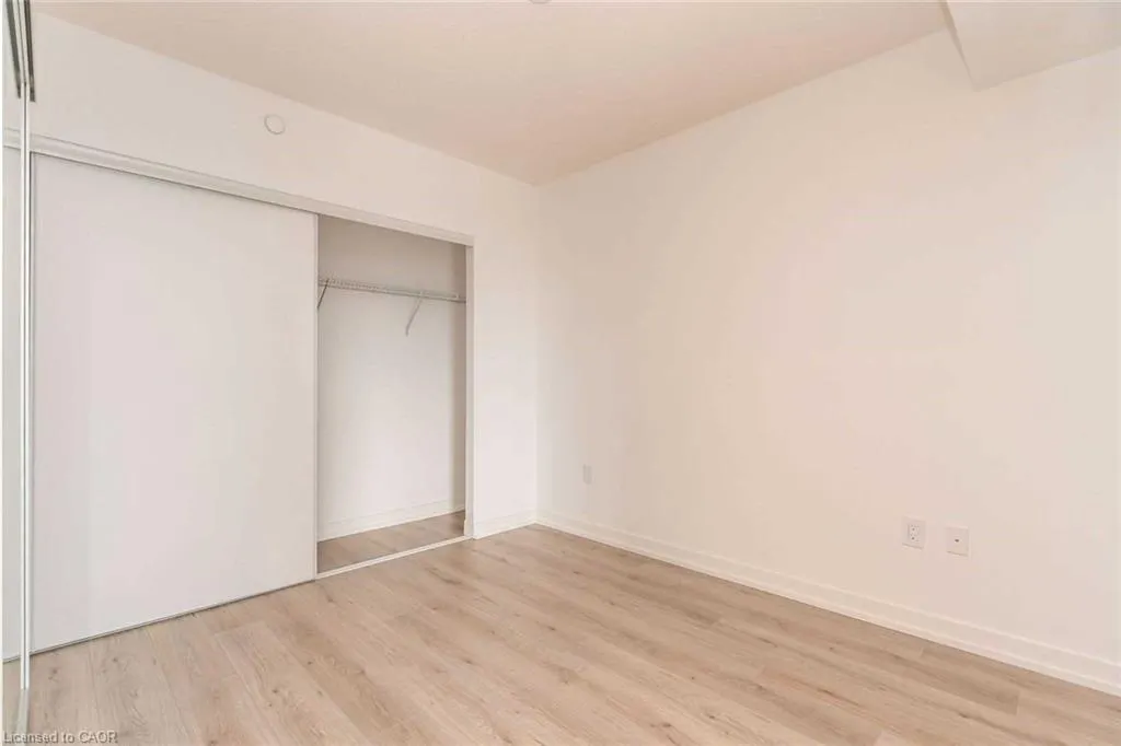395 Bloor Street E, #2201