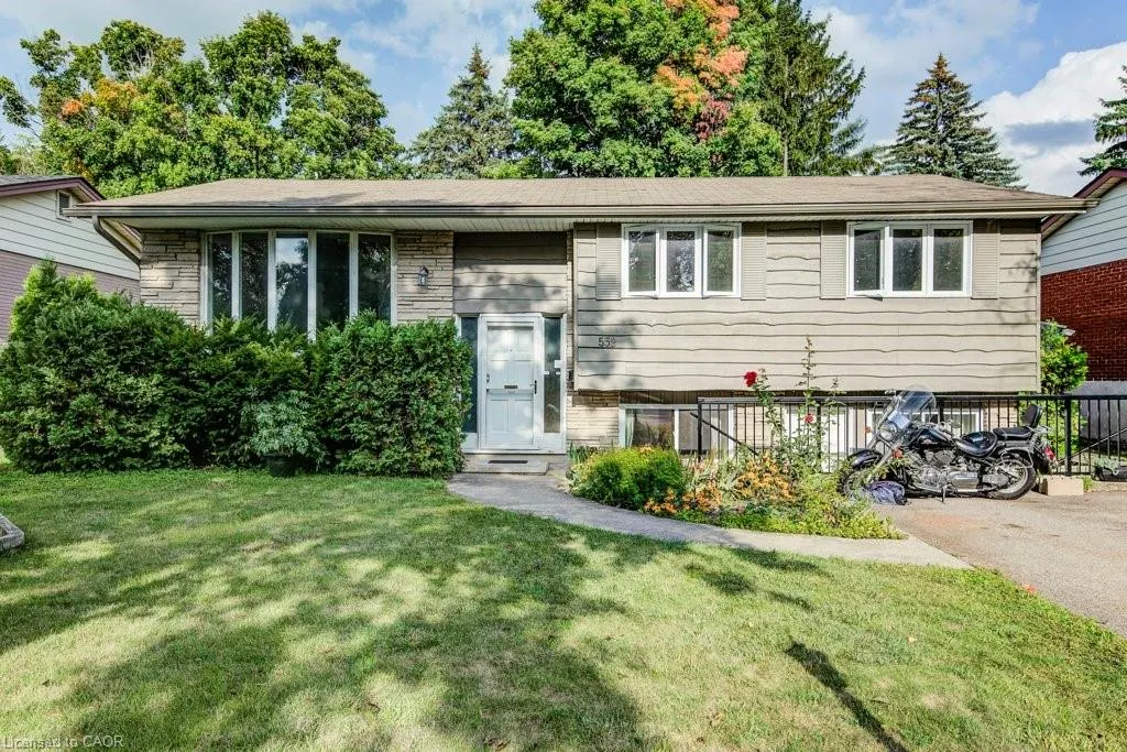 558 Sprucehill Avenue