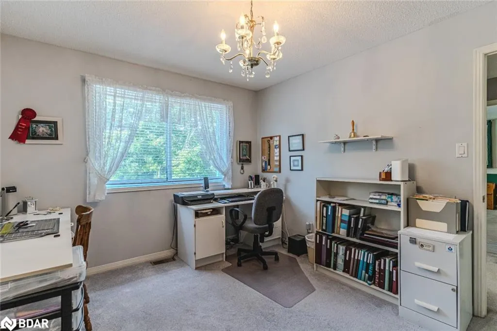 39 Grandview Crescent