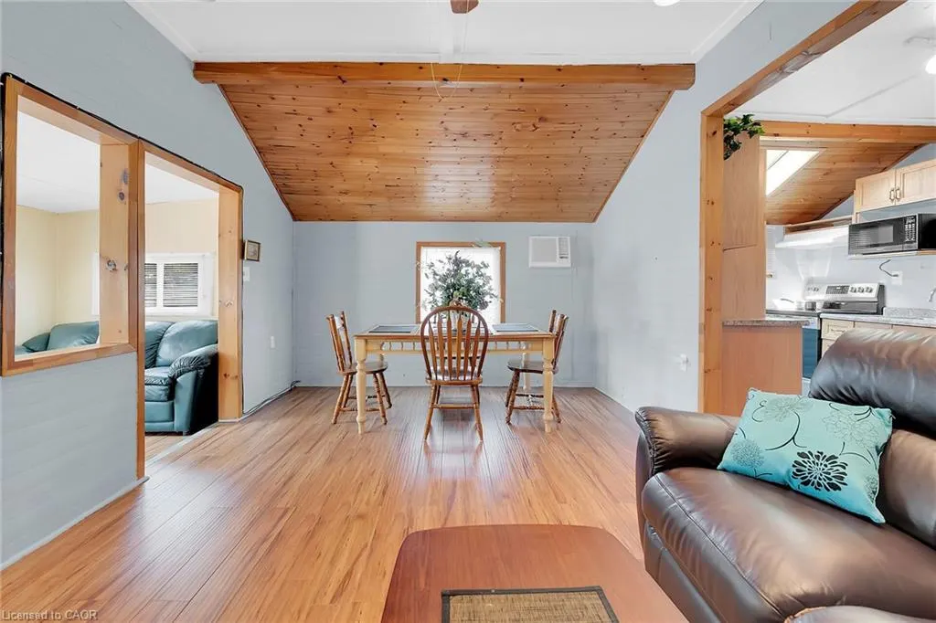 17 Maple Lane