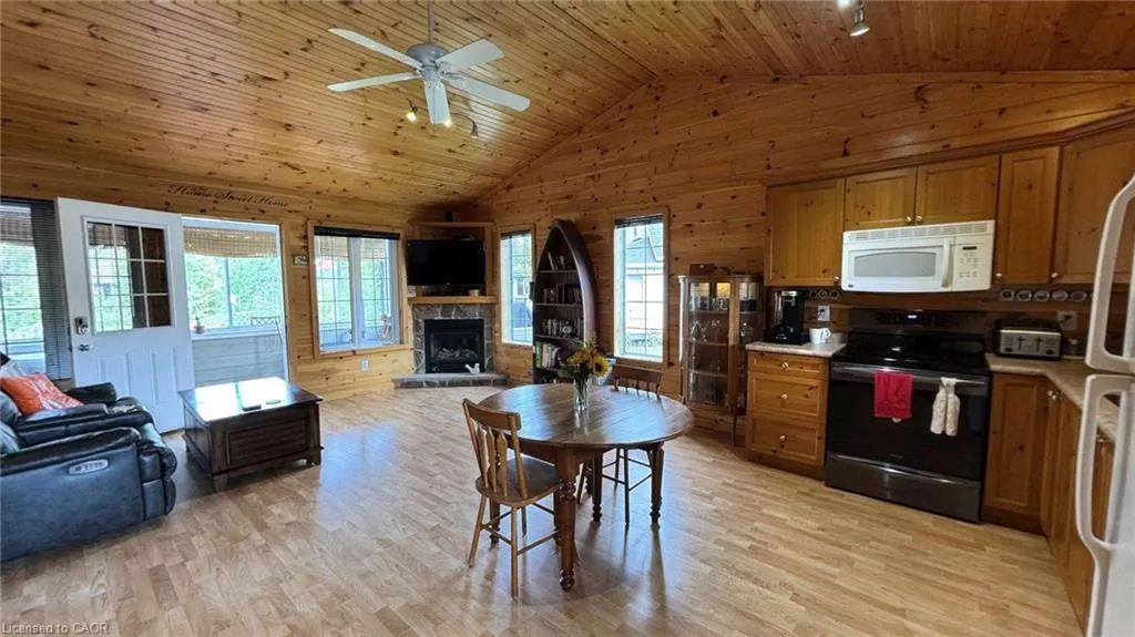 52 Madawaska Trail