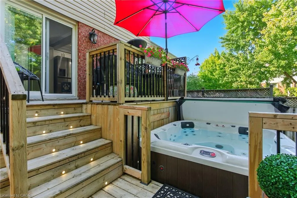 36 Pinecreek Road