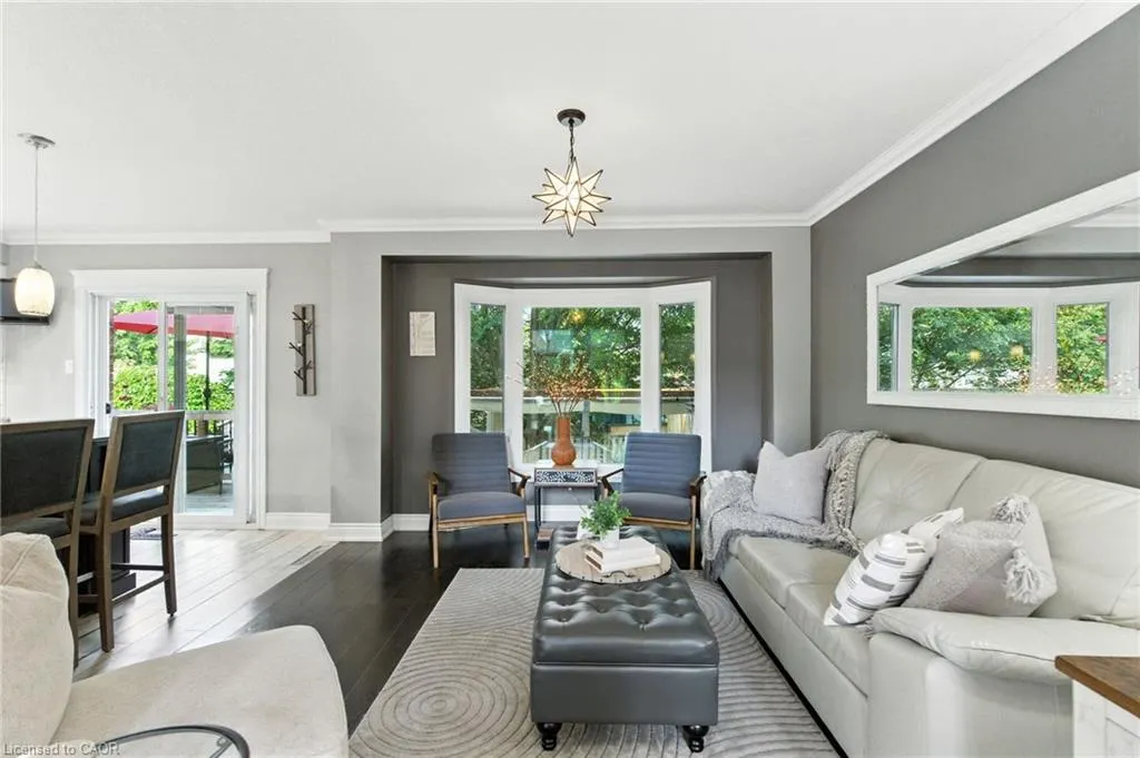 36 Pinecreek Road