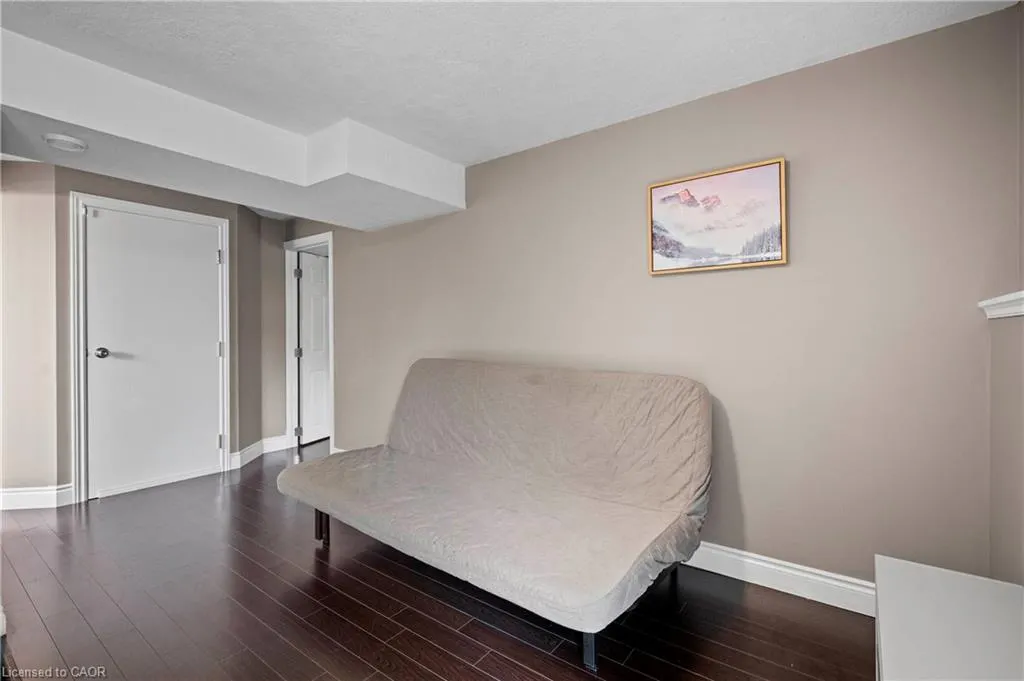 66 High Acres Crescent