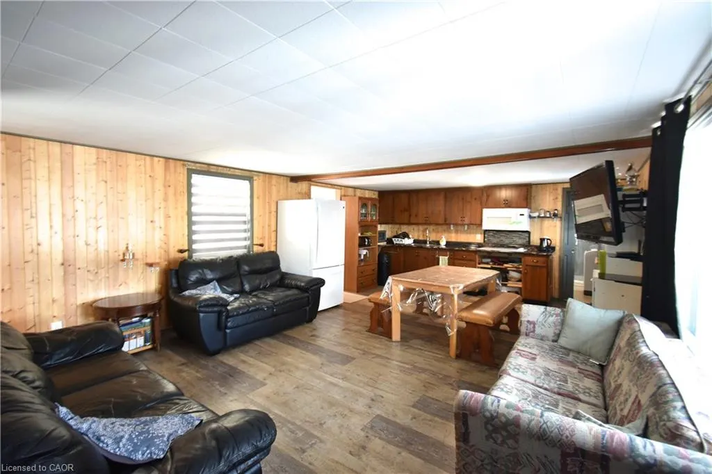 305573 Southline A