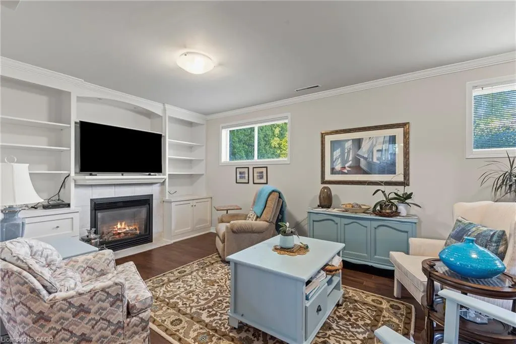 704 Vine Street