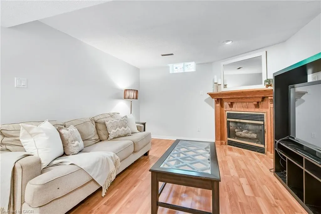 14 Ashridge Place