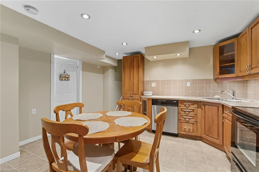 20 Diamond Court