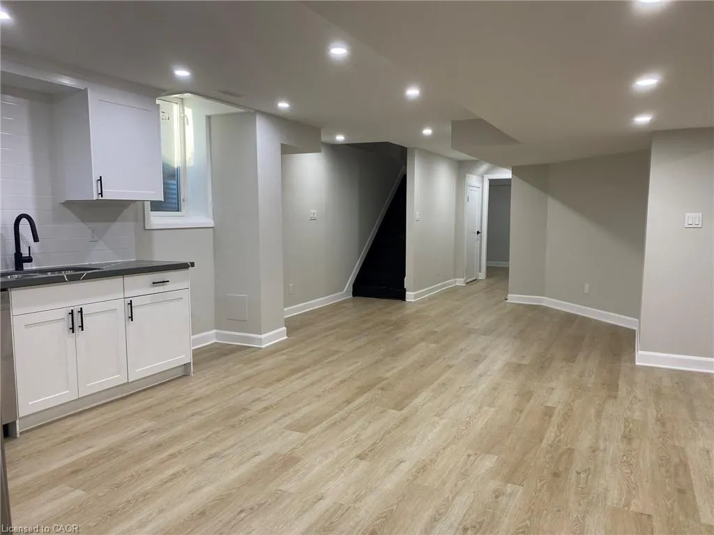 37 Homestead Way, #Basement