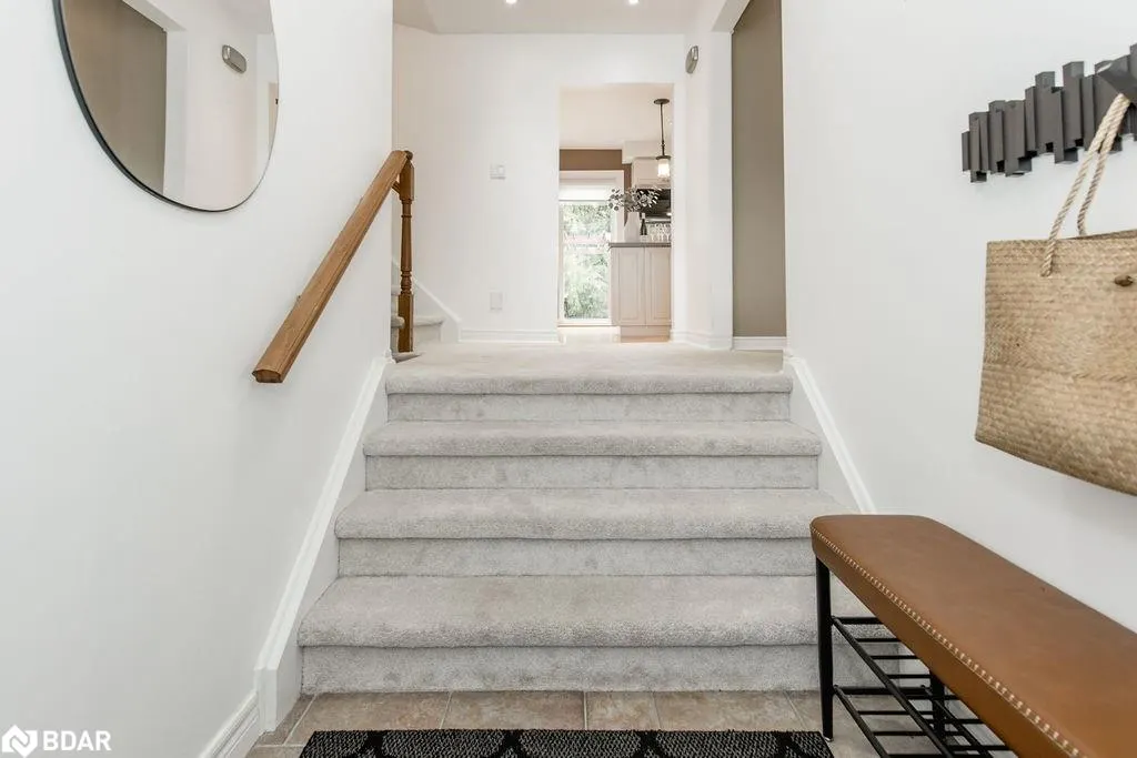 1243 St. Vincent Street