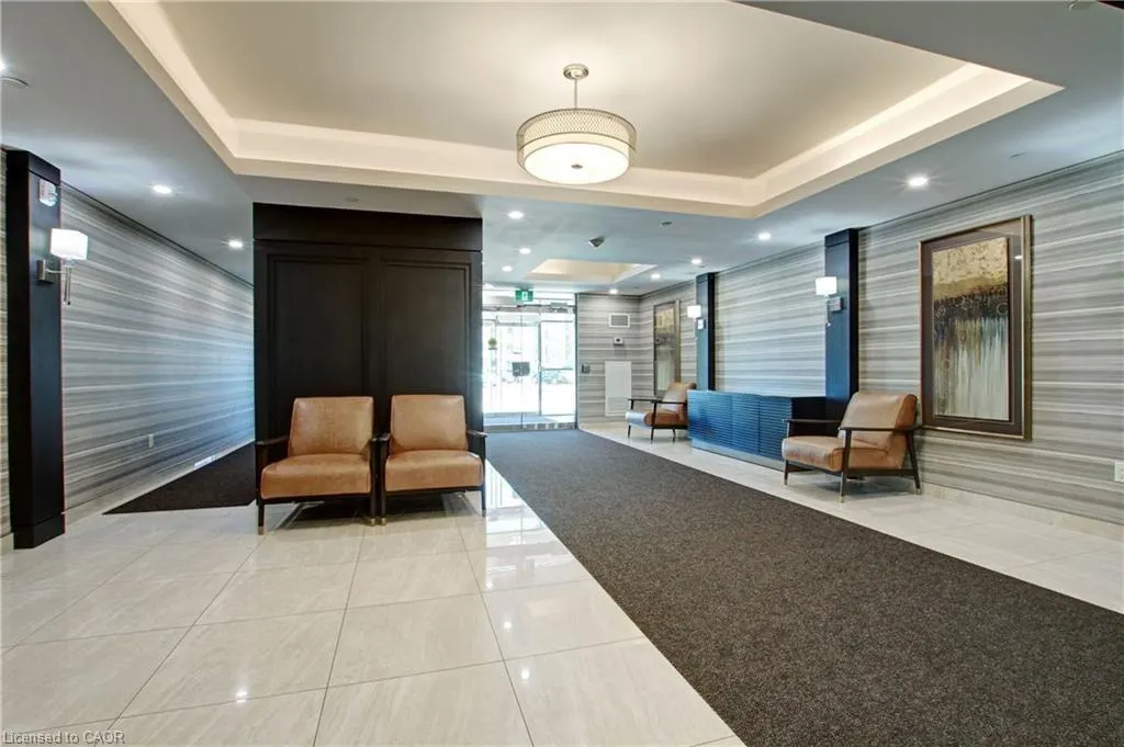 125 Shoreview Place, #219