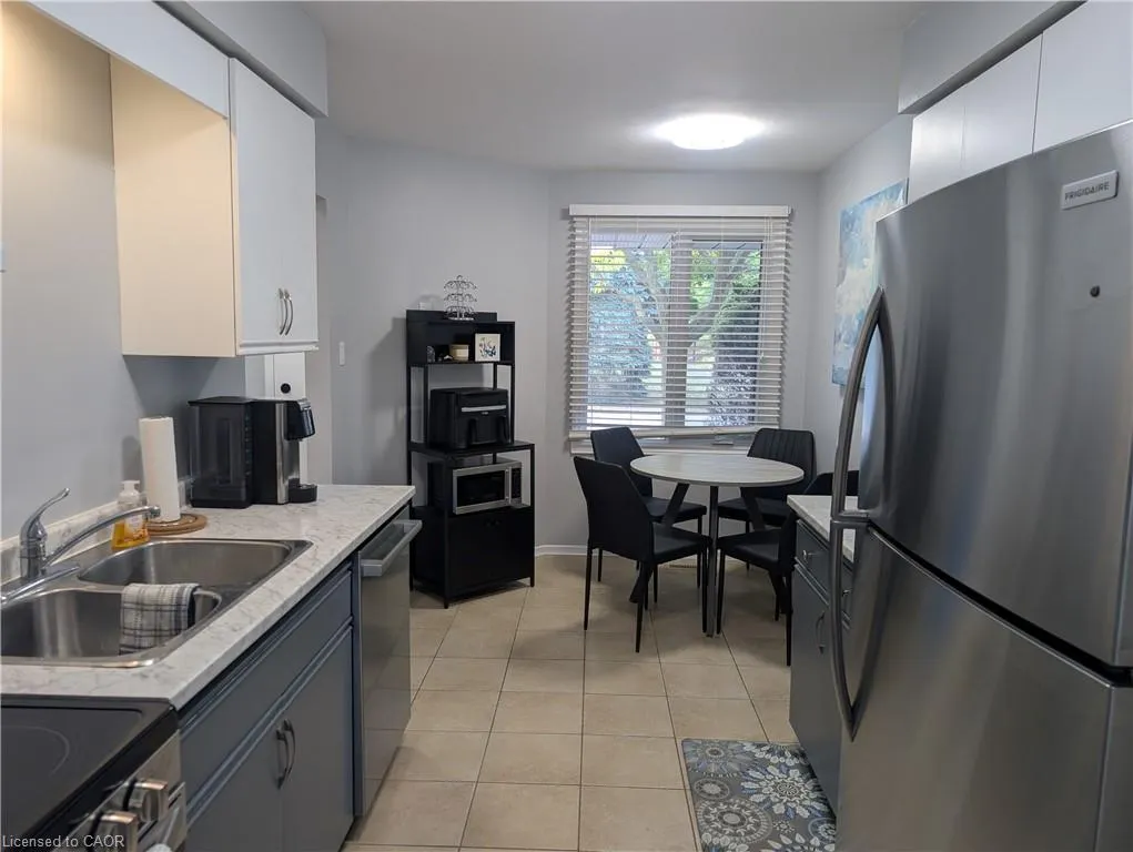 415 Kingscourt Drive, #3