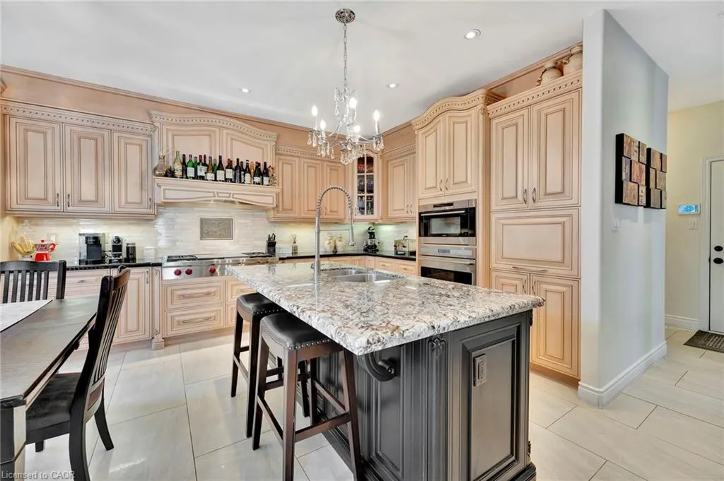 3 Rianna Court