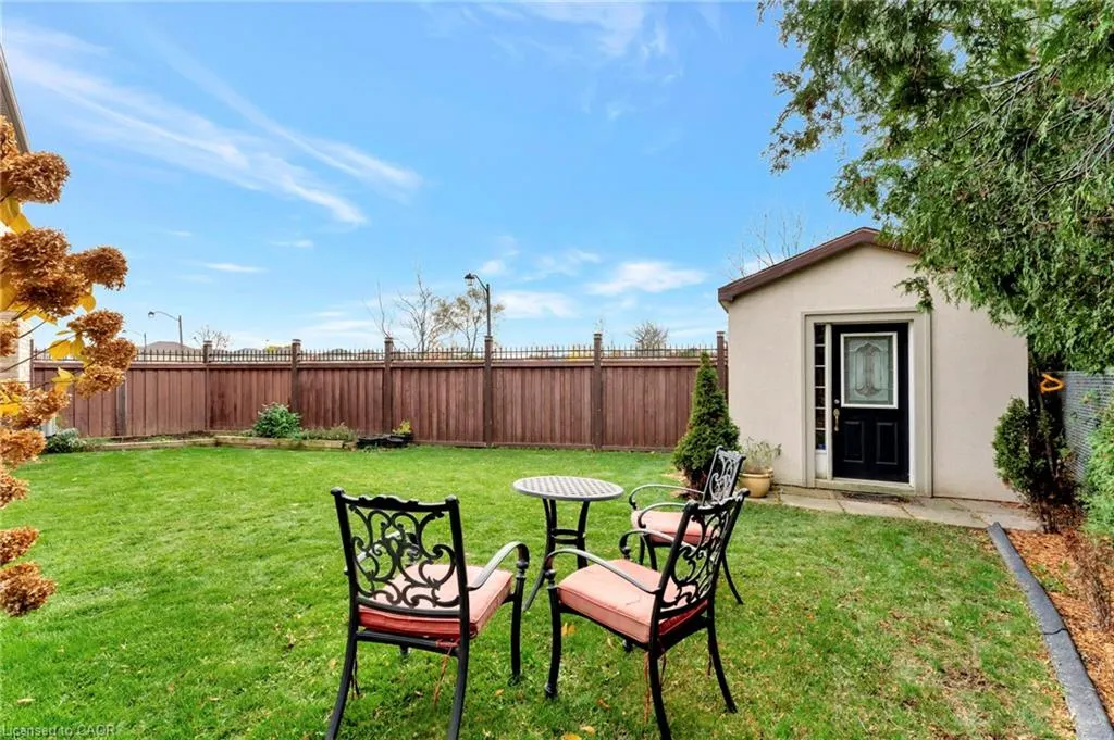 3 Rianna Court