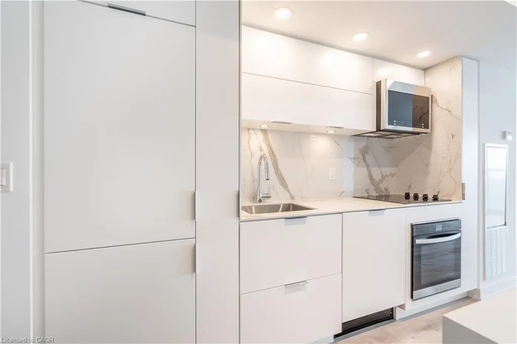 370 Martha Street, #309