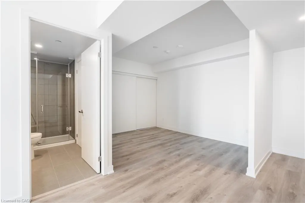370 Martha Street, #309