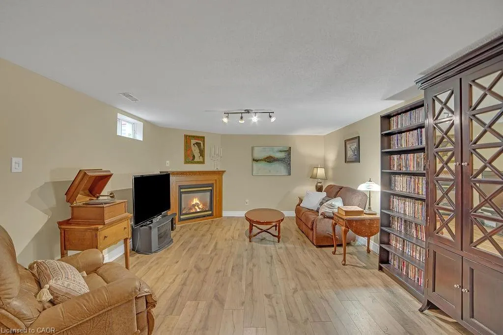 30 Highland Boulevard