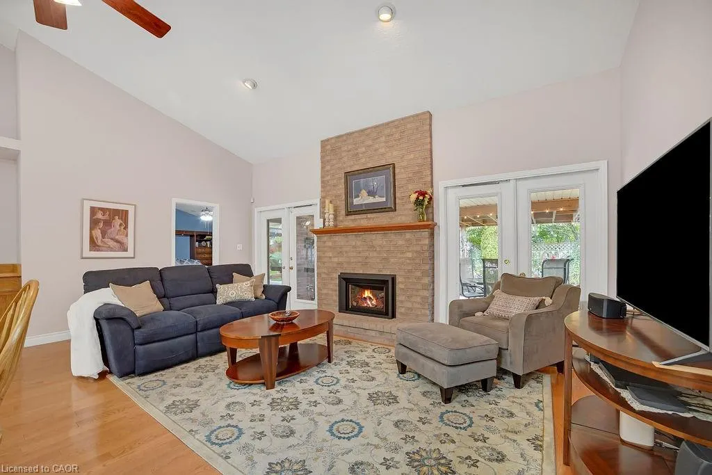 30 Highland Boulevard