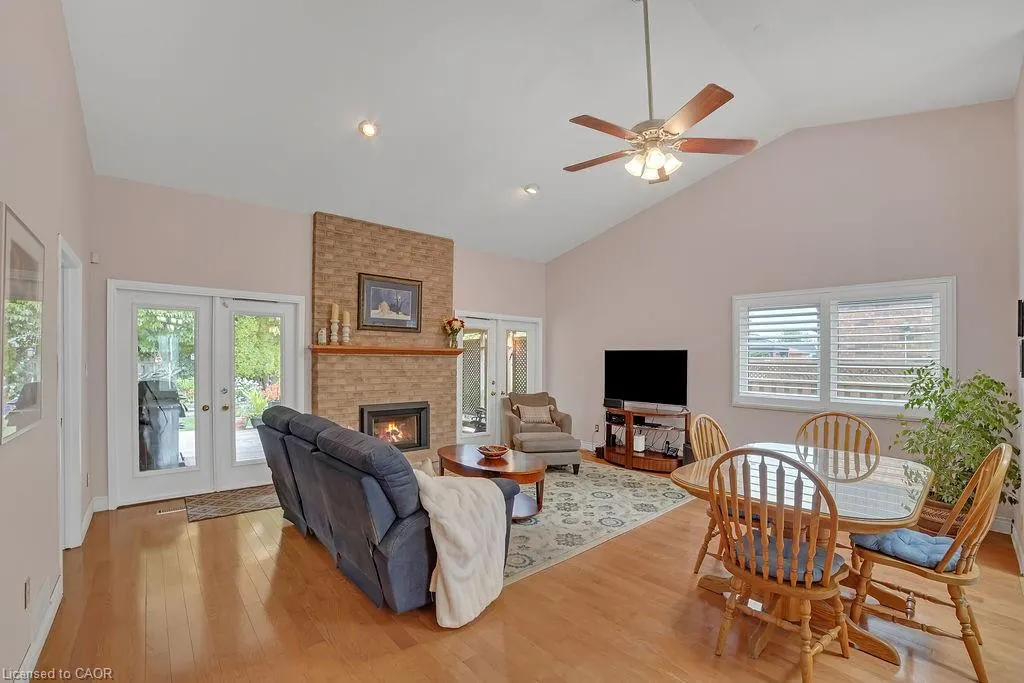 30 Highland Boulevard