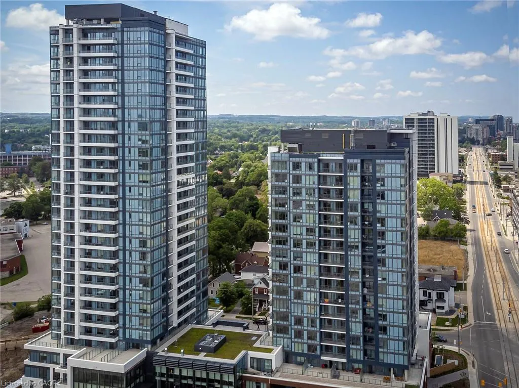 15 Wellington Street S, #1009