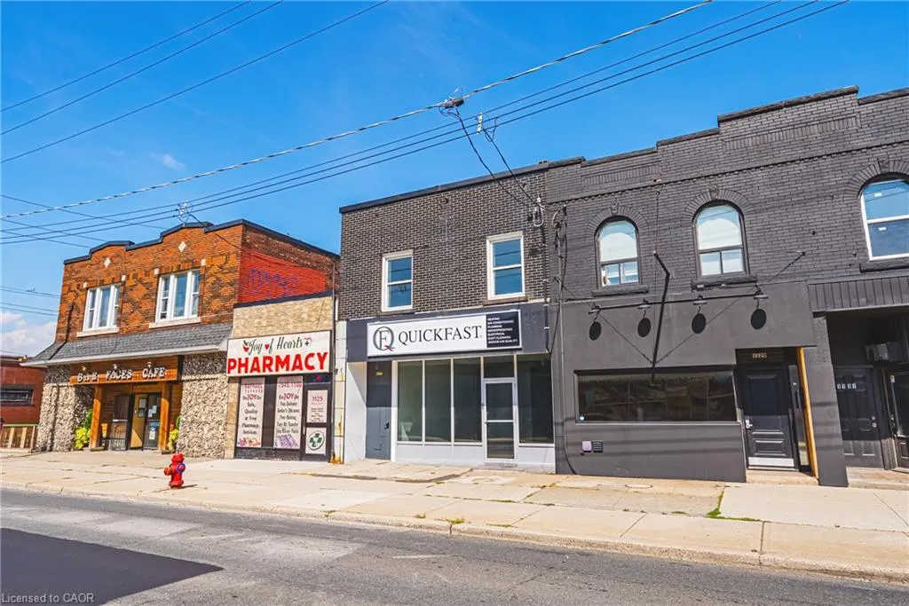 1127 Main Street E