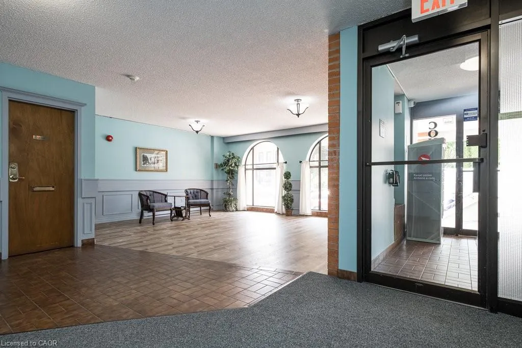 23 Main Street, #205