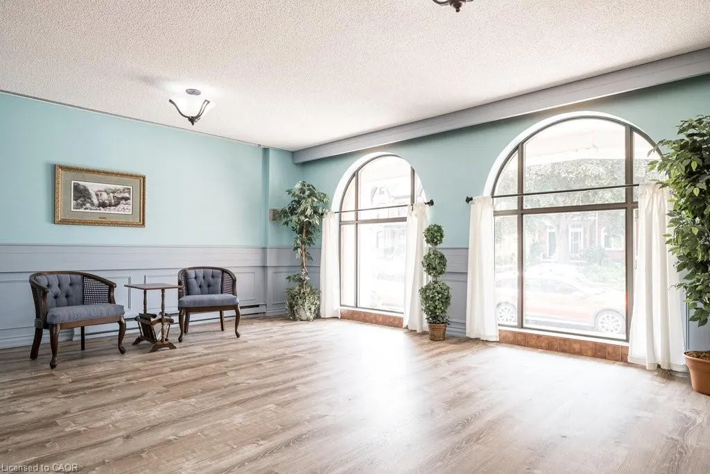 23 Main Street, #205