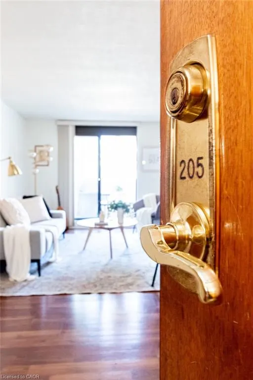 23 Main Street, #205