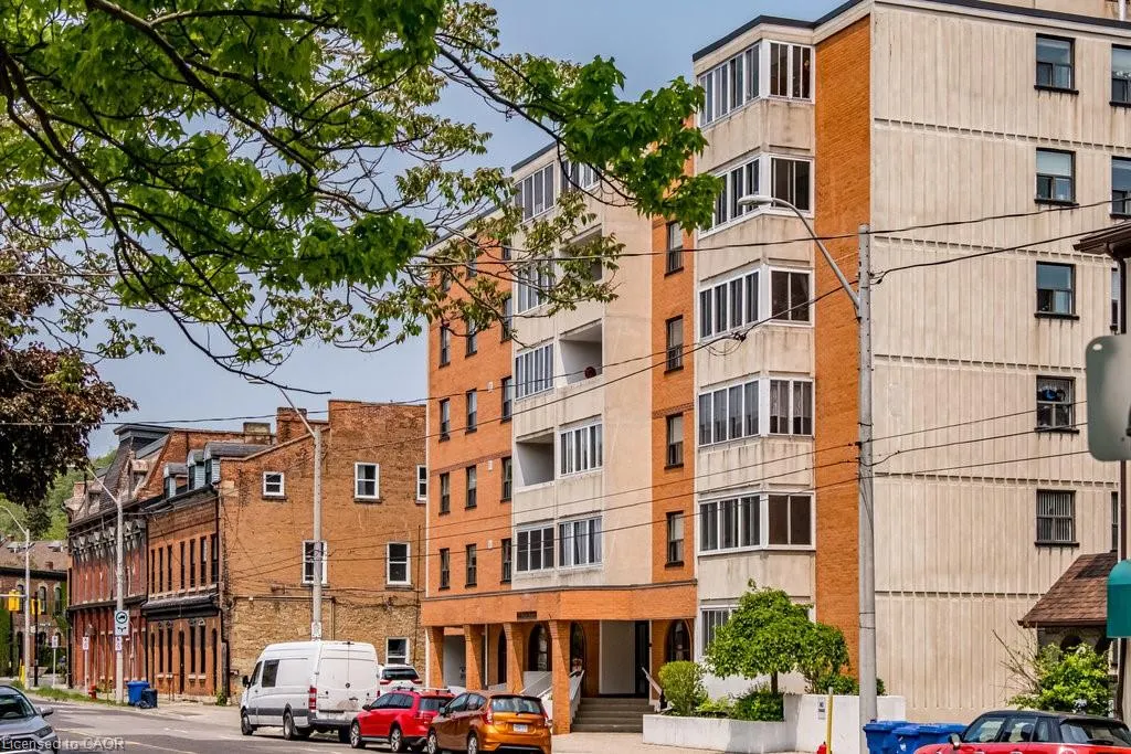 23 Main Street, #205