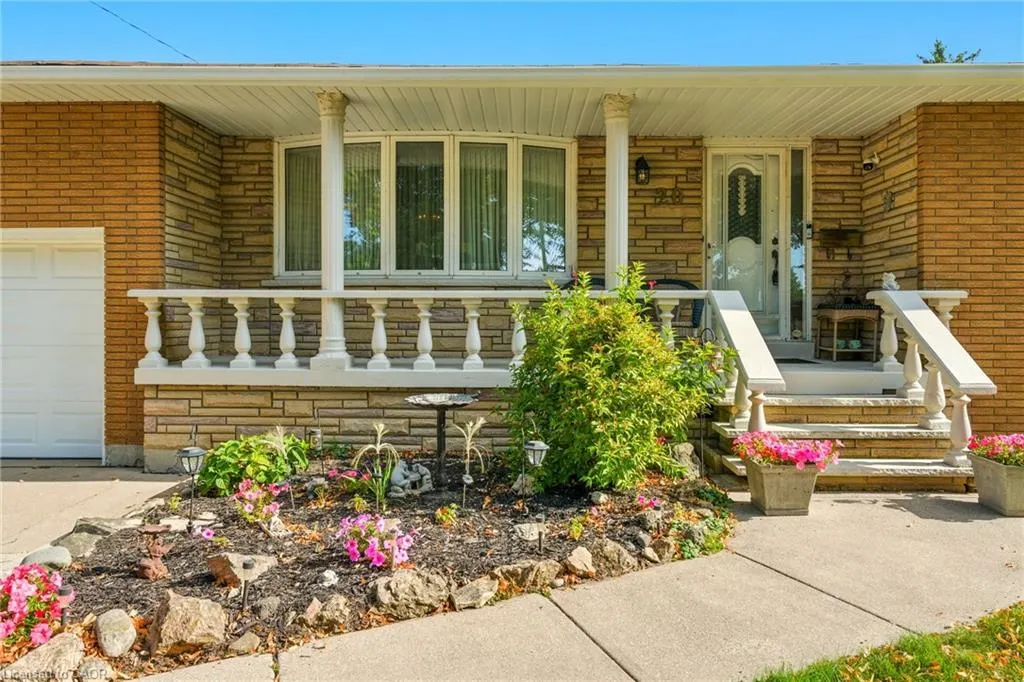 20 Woodside Drive