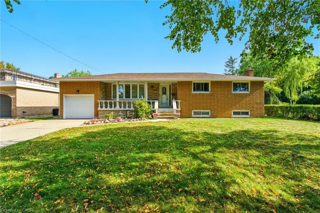 20 Woodside Drive