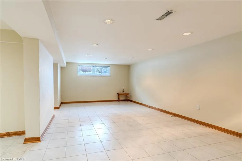 57 Apted Avenue