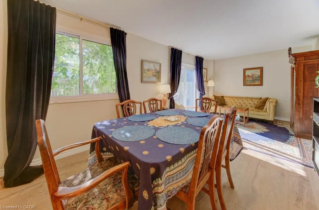 476 Kingscourt Drive, #15