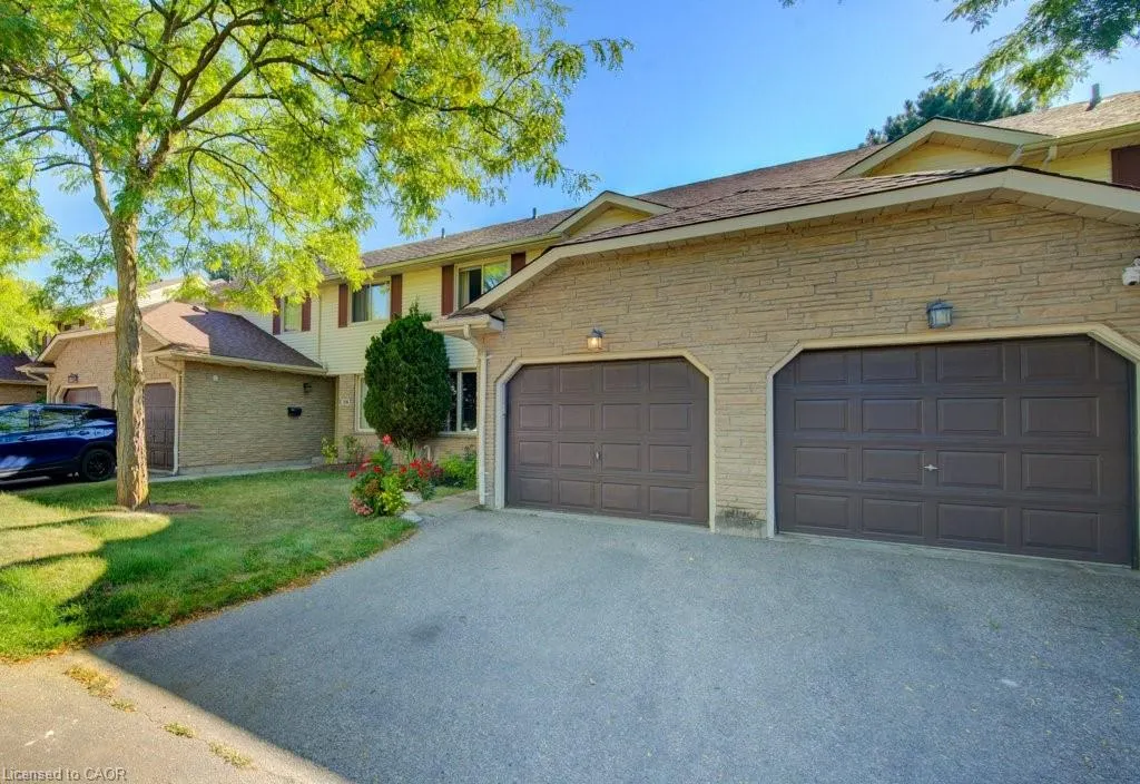 476 Kingscourt Drive, #15