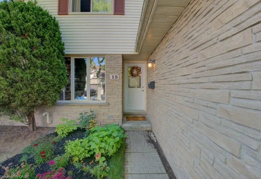 476 Kingscourt Drive, #15
