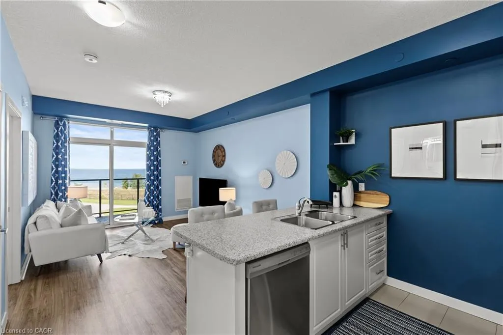 101 Shoreview Place, #301